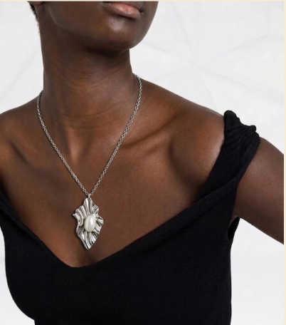 COLLAR SOLENÉ