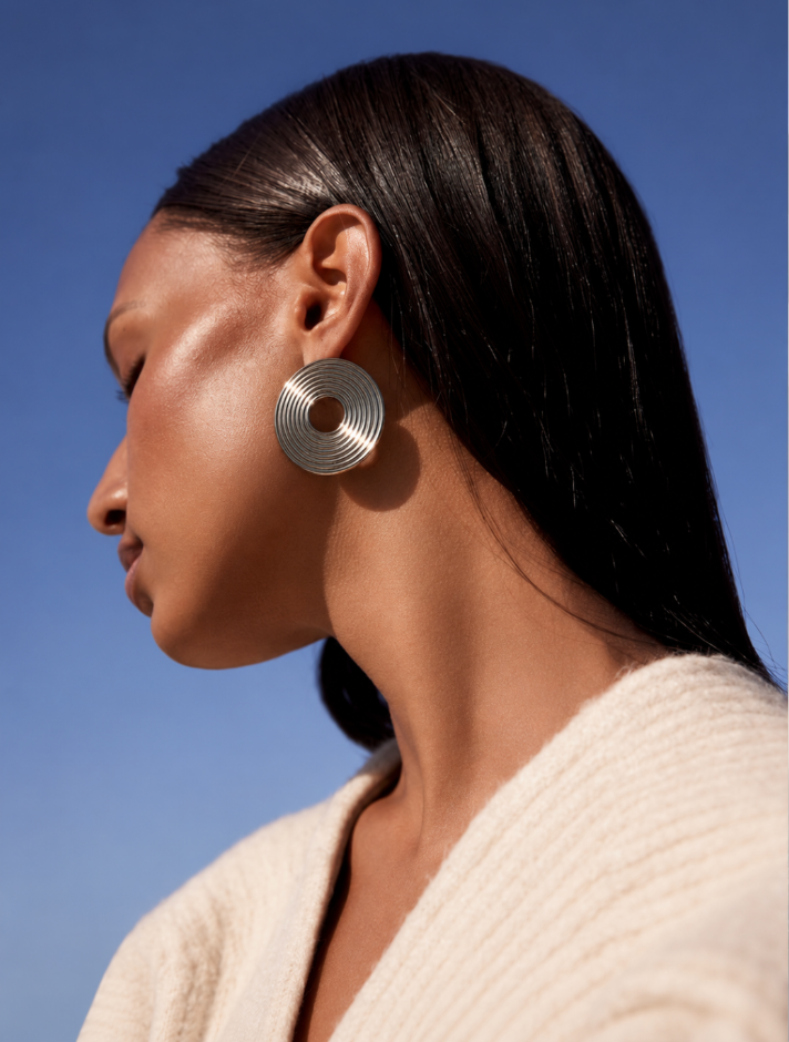ARETES AURA